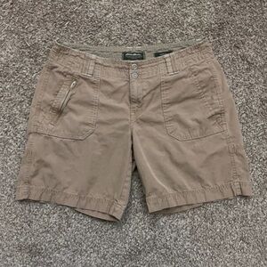 Eddie Bauer Shorts Womens 6 Brown Casual Khaki Chino Cotton Outdoors Blakely Fit